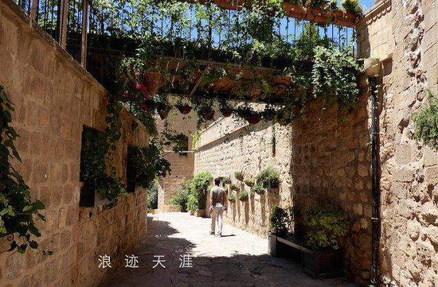 河南商丘农业农村局一工作人员在商铺小便 部门最新回应：已停职